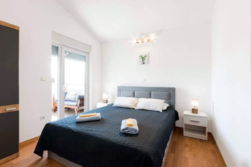 Cozy Apartment With Private Parking Medulin Eksteriør bilde