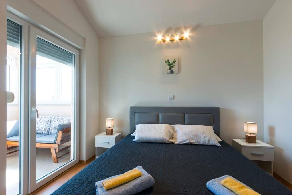 Cozy Apartment With Private Parking Medulin Eksteriør bilde